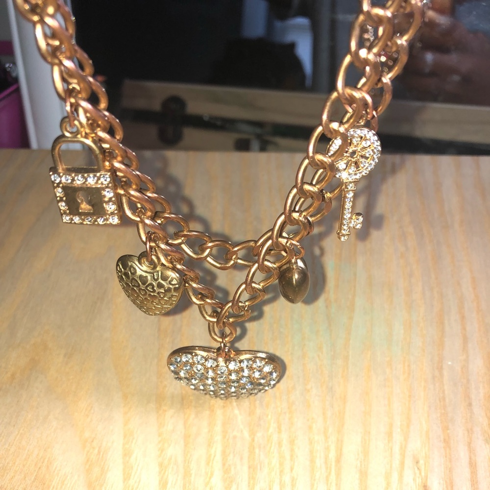 ❤️*faux* gold chain with jewels❤️